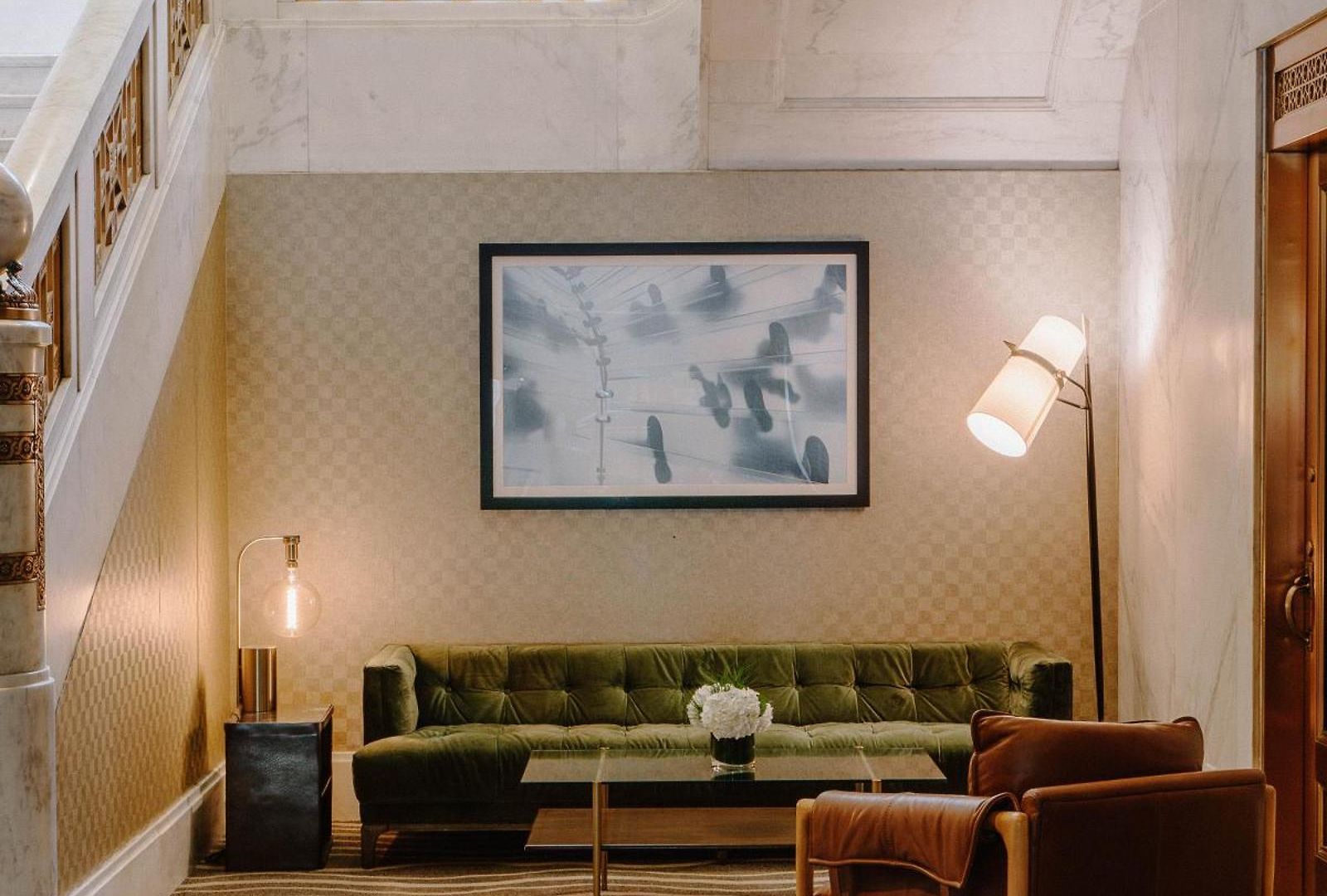 Hotel River 4*