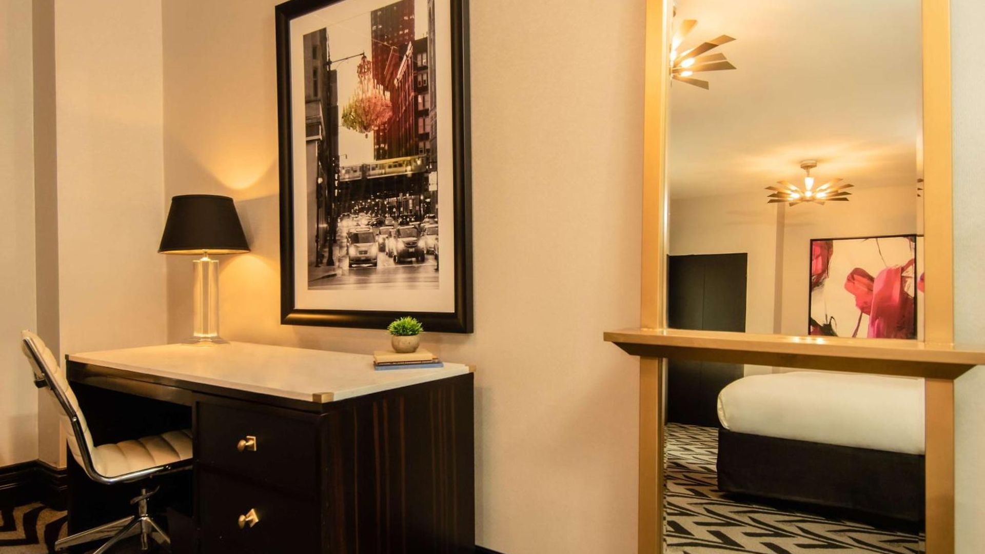 The Allegro Royal Sonesta Loop 4* Chicago