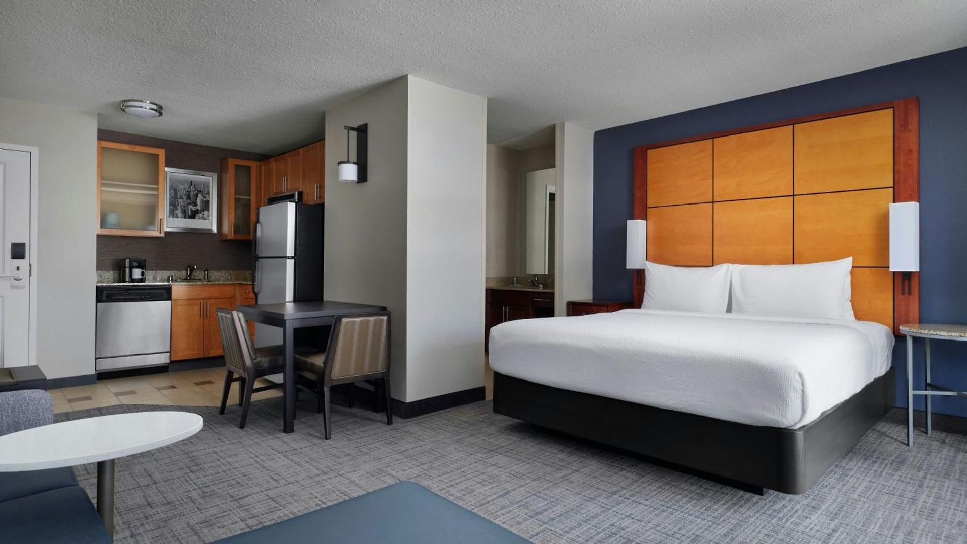 Hotel By Marriott Downtown/river North Chicago