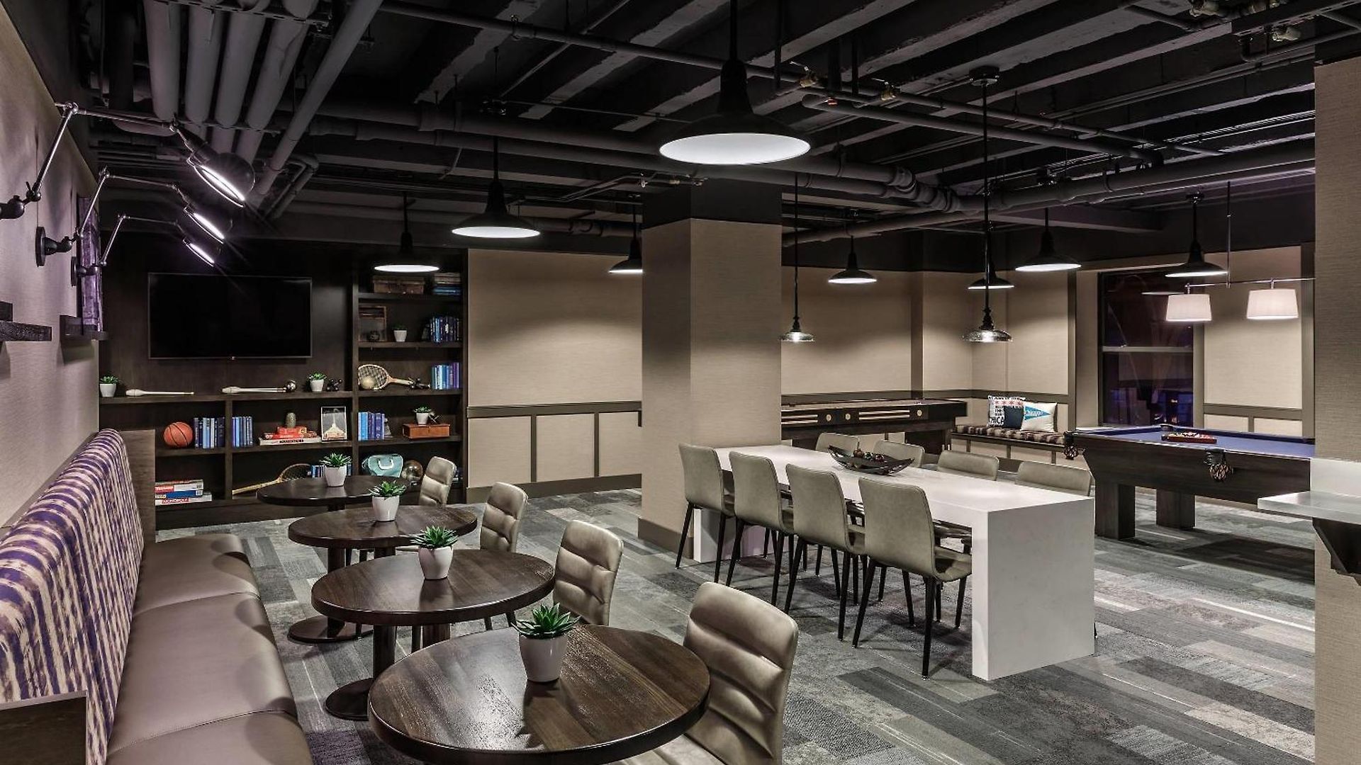 Cambria Loop - Theatre District 4* Chicago