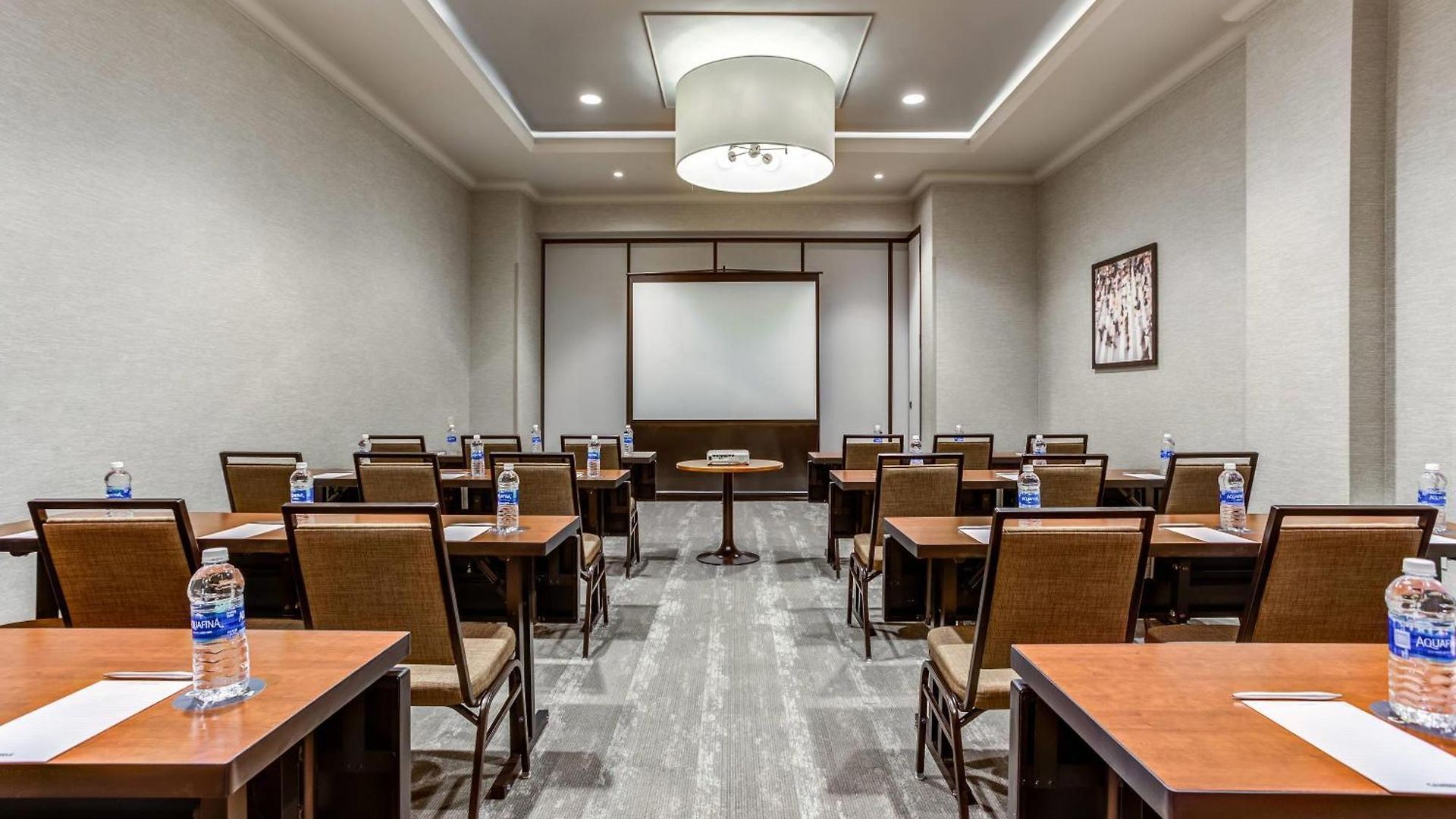 Cambria Loop - Theatre District 4*