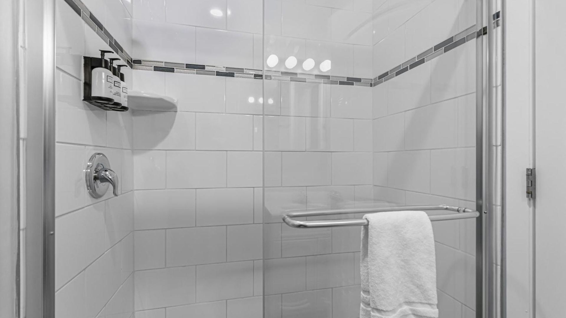 Hotel West Loop, Surestay Collection By Western