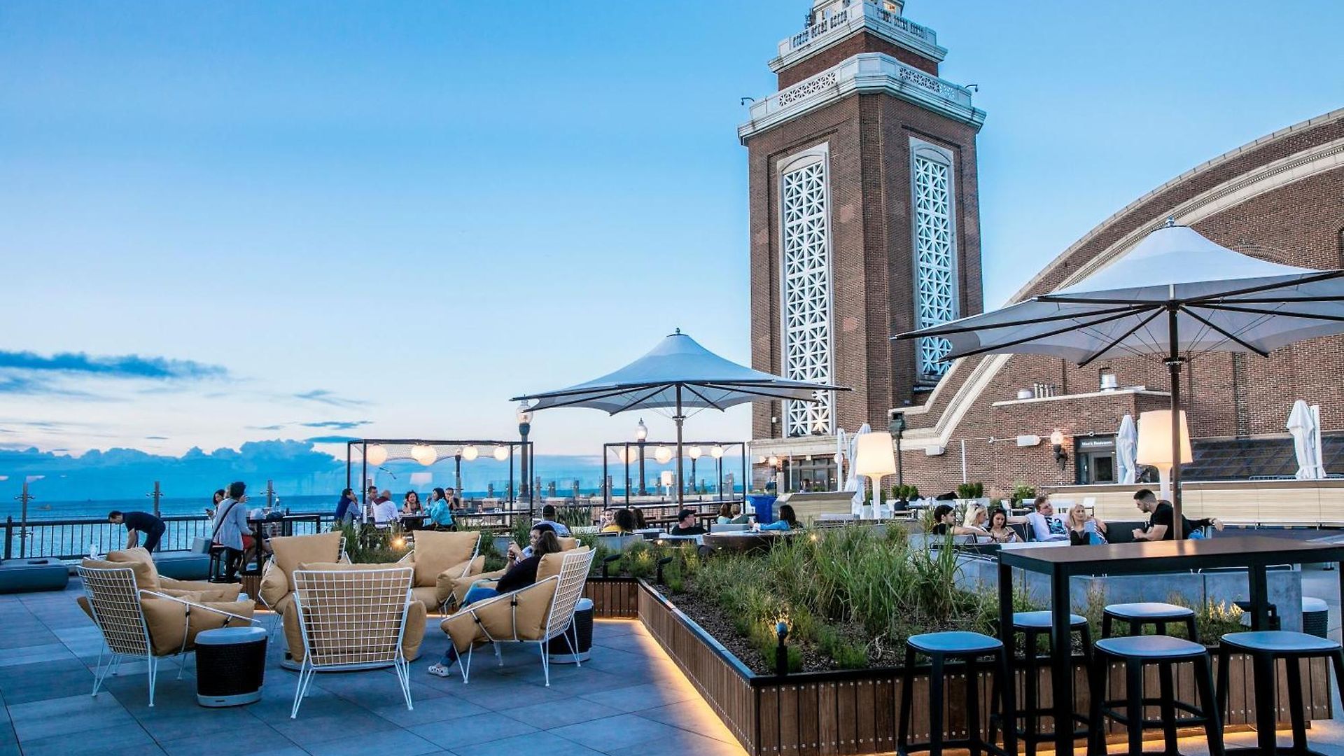 Sable At Navy Pier Chicago, Curio Collection By Hilton 4*
