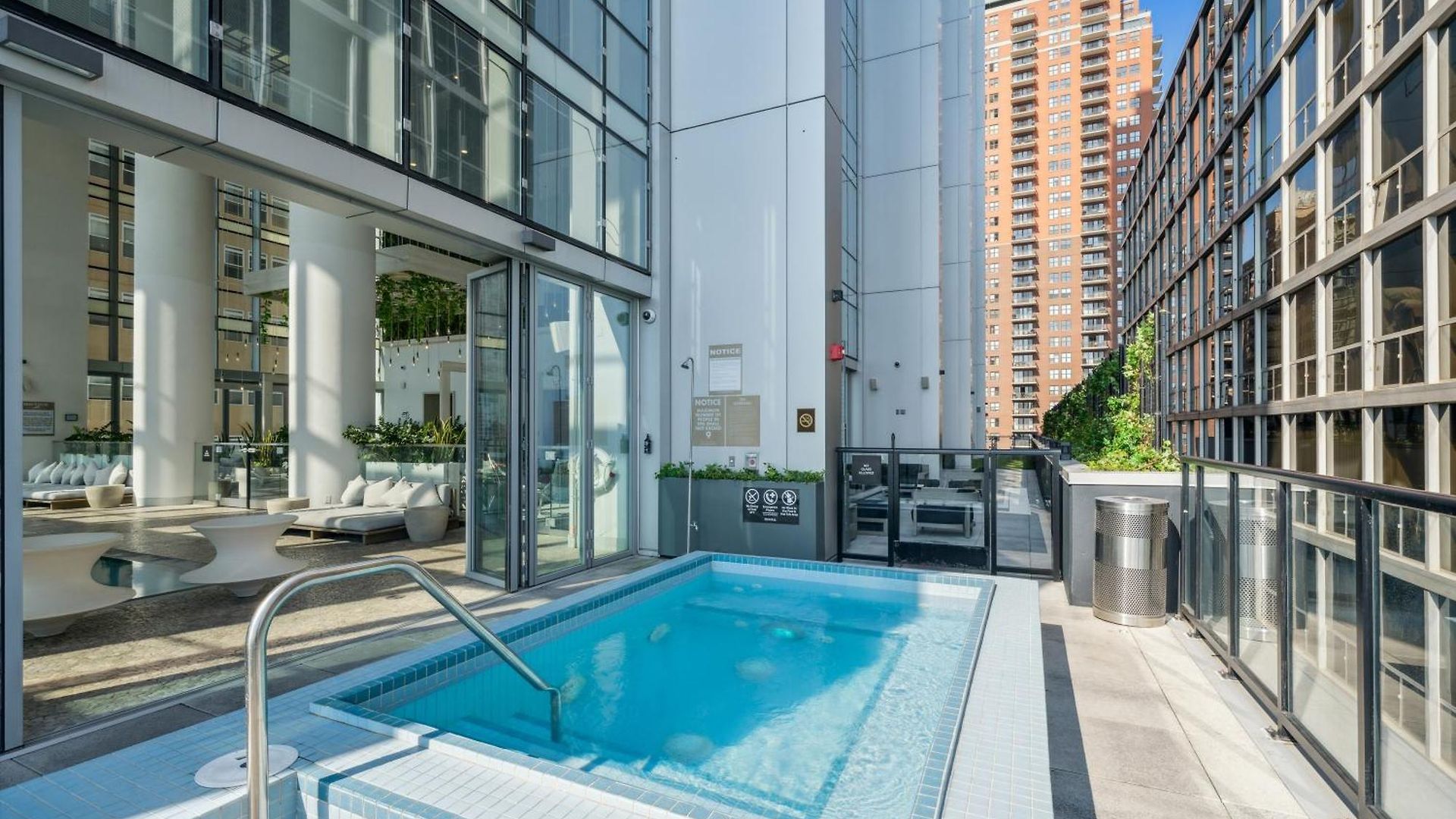 Sentral Michigan Avenue 3* Chicago