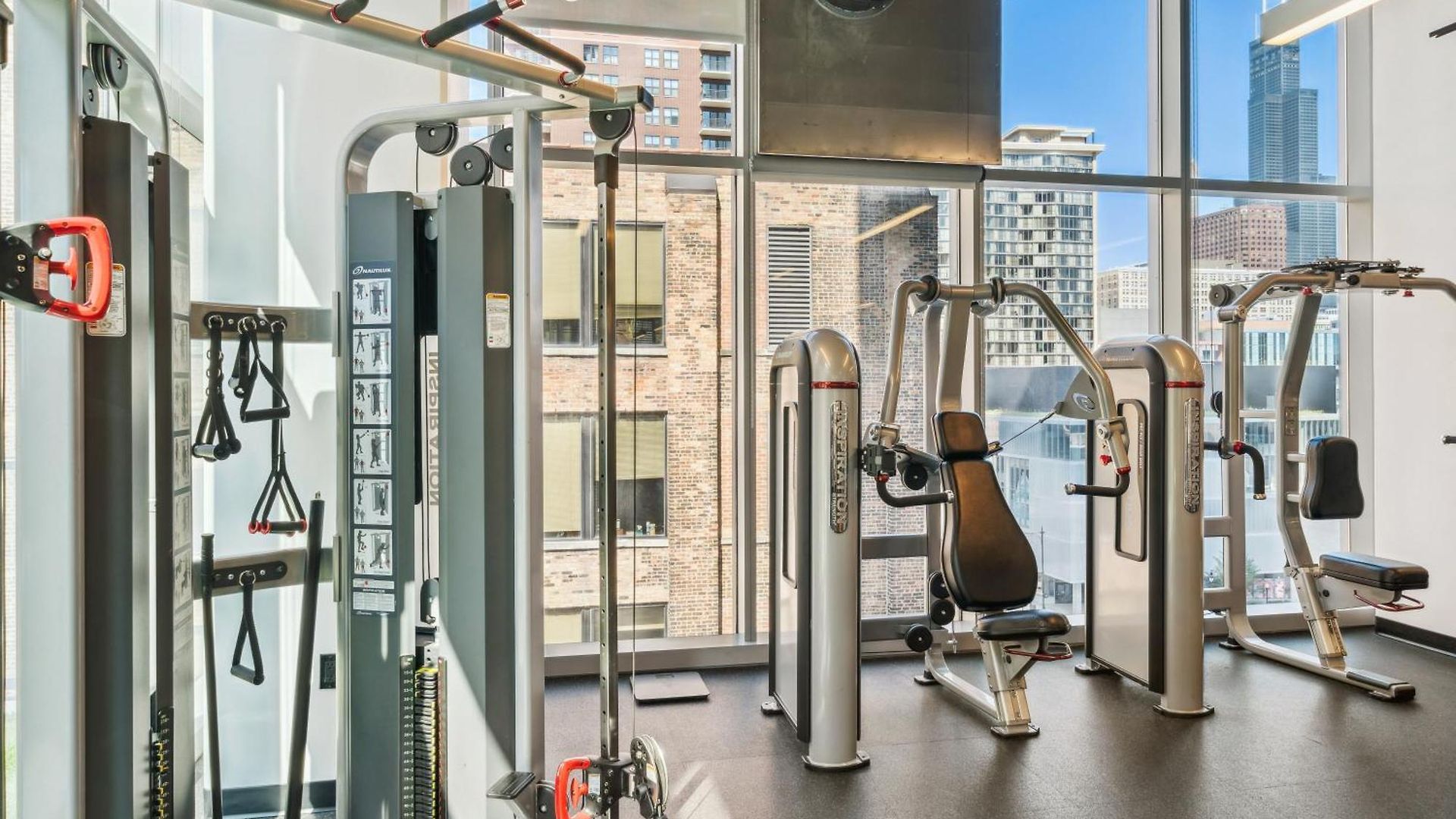 Sentral Michigan Avenue Hotel 3*