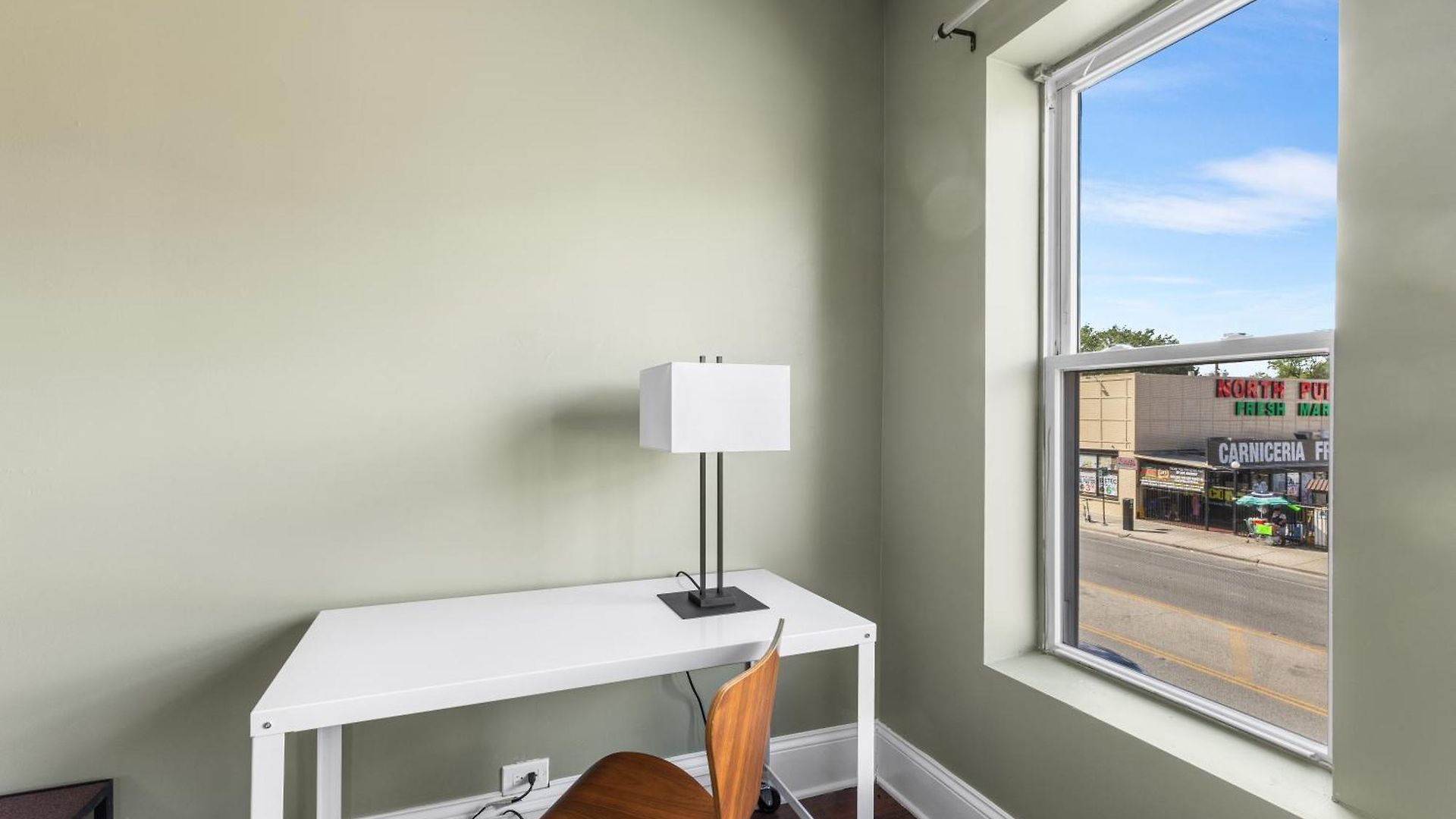 Private In Stylish Humboldt Park Retreat Chicago