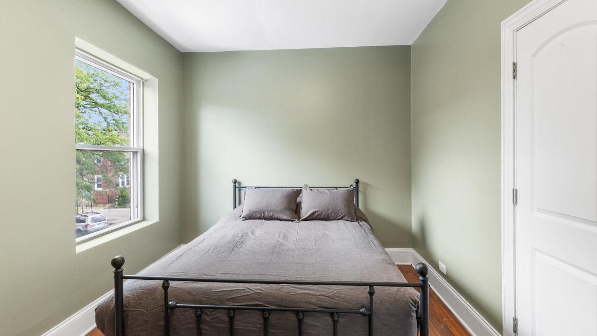 Private In Stylish Humboldt Park Retreat * Chicago