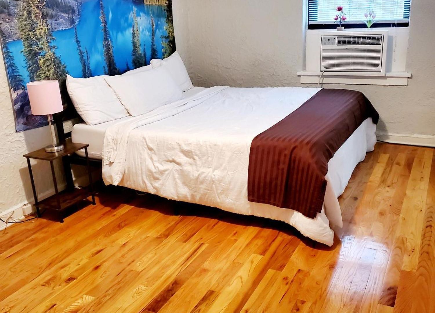 Apartment Entire In Heart Of Lincoln Park & Sea And *