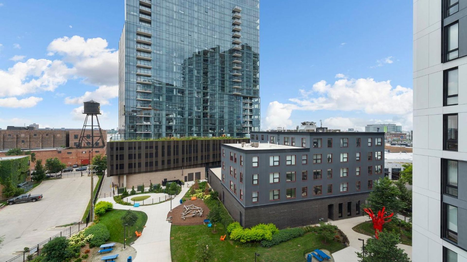 High-rise 4br W Views Comfort & Space