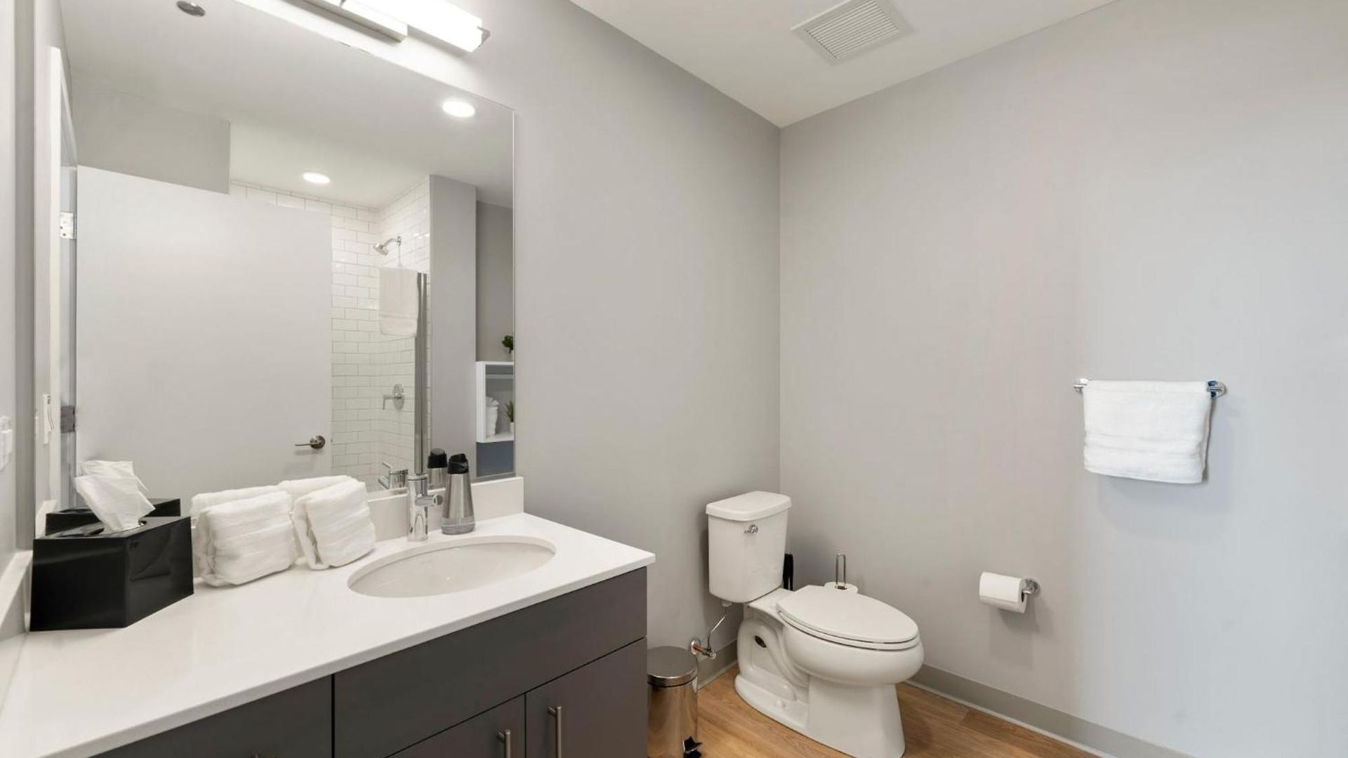 High-rise 4br W Views Comfort & Space Hotel *