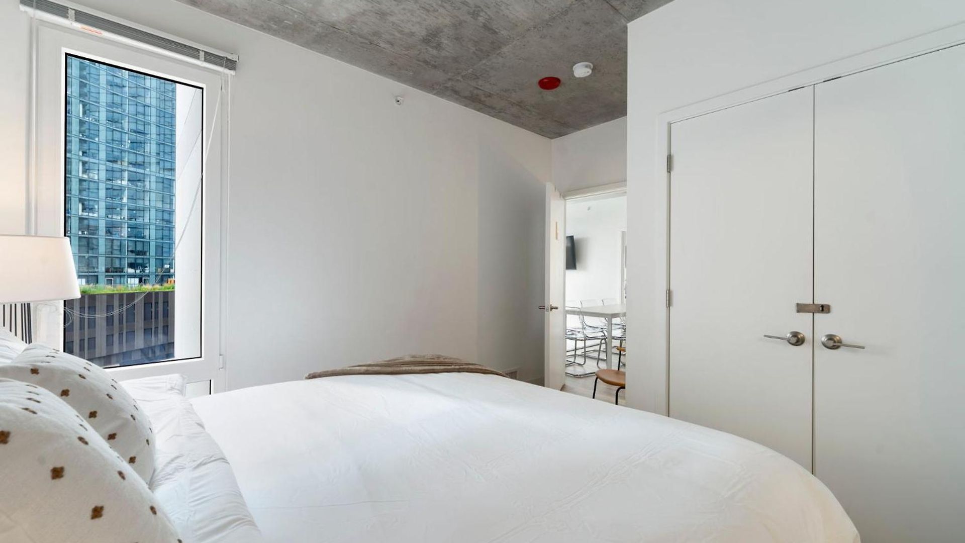 Hotel High-rise 4br W Views Comfort & Space *