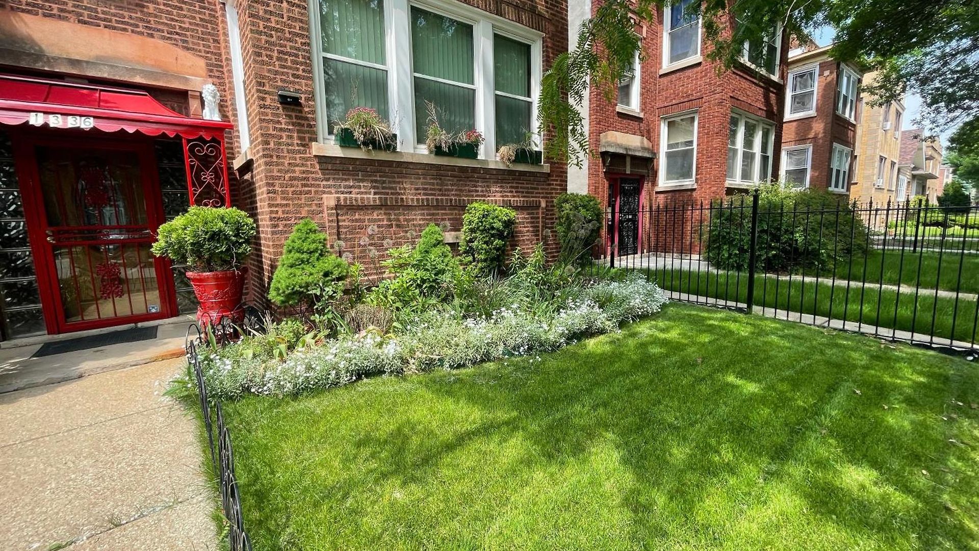 Fully Furnished 2br Near Oak Park I Utilities Included I Car Available Apartment