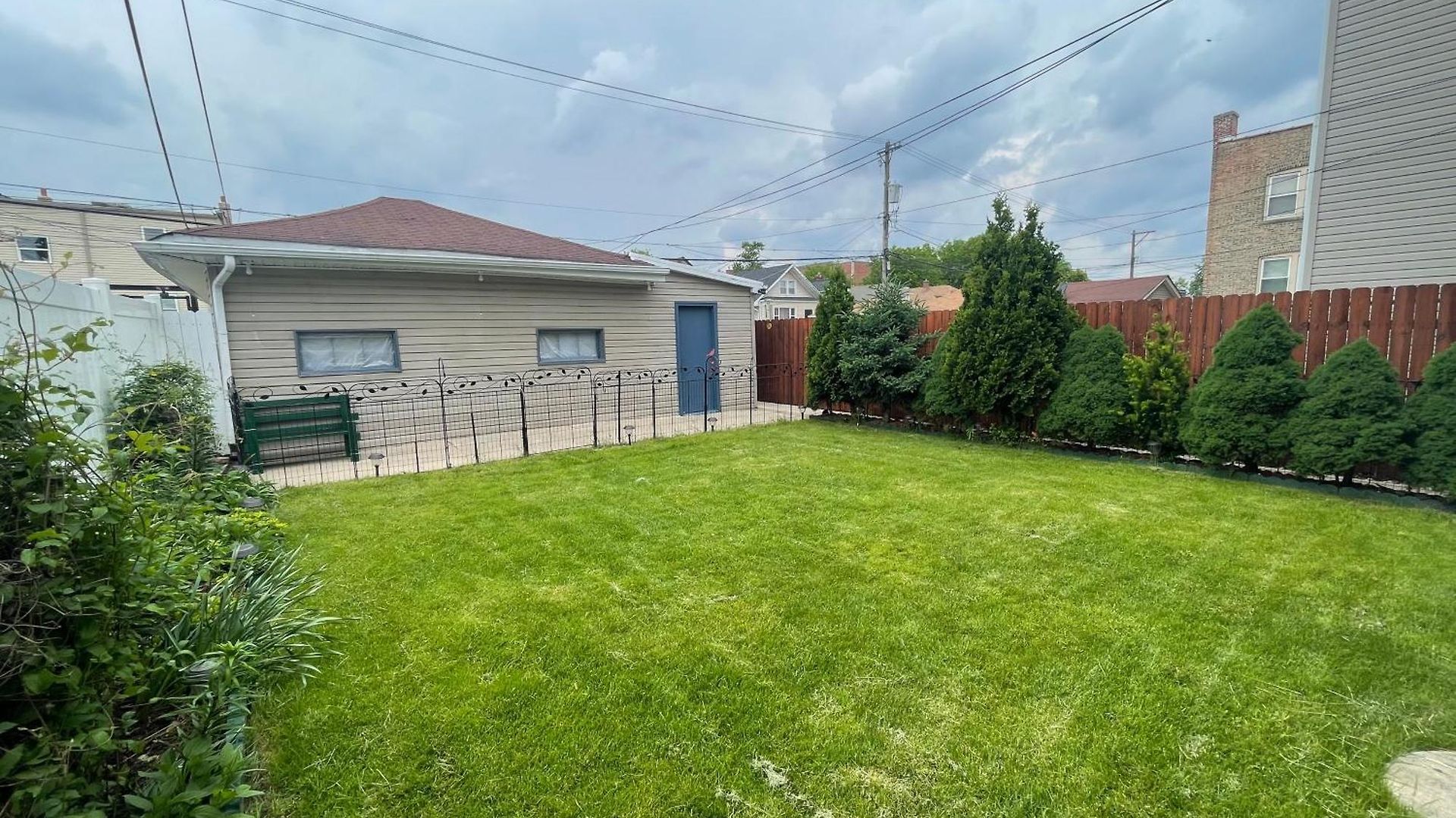 Apartment Fully Furnished 2br Near Oak Park I Utilities Included I Car Available Chicago
