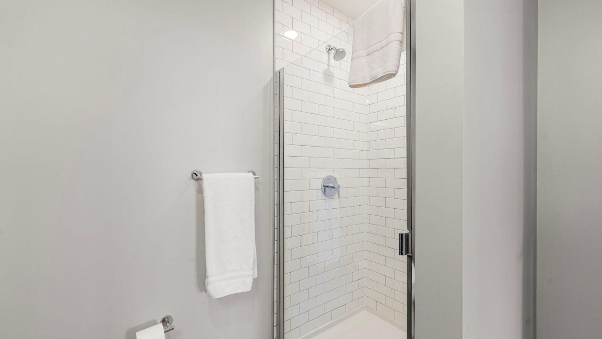 Family-sized 4br Luxury In Downtown Hotel