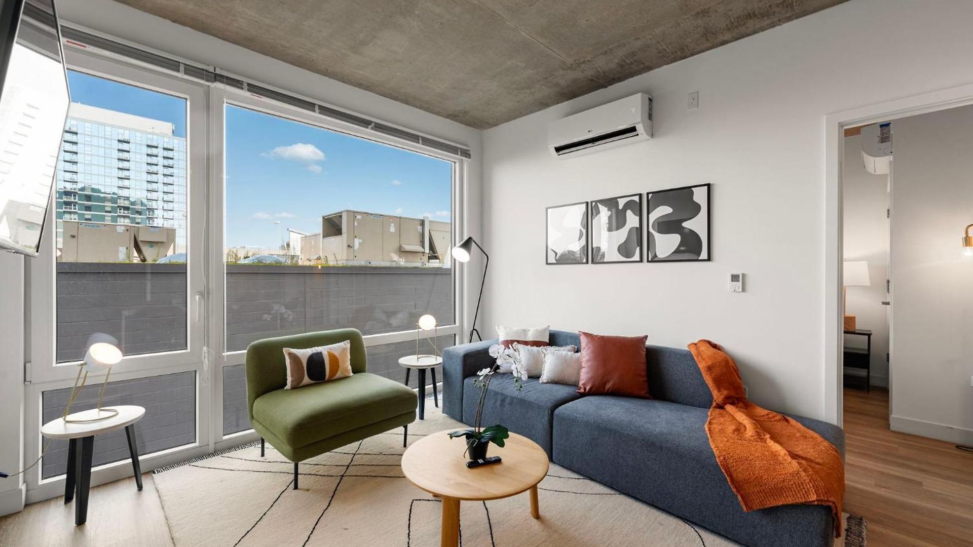 Family-sized 4br Luxury In Downtown Hotel Chicago