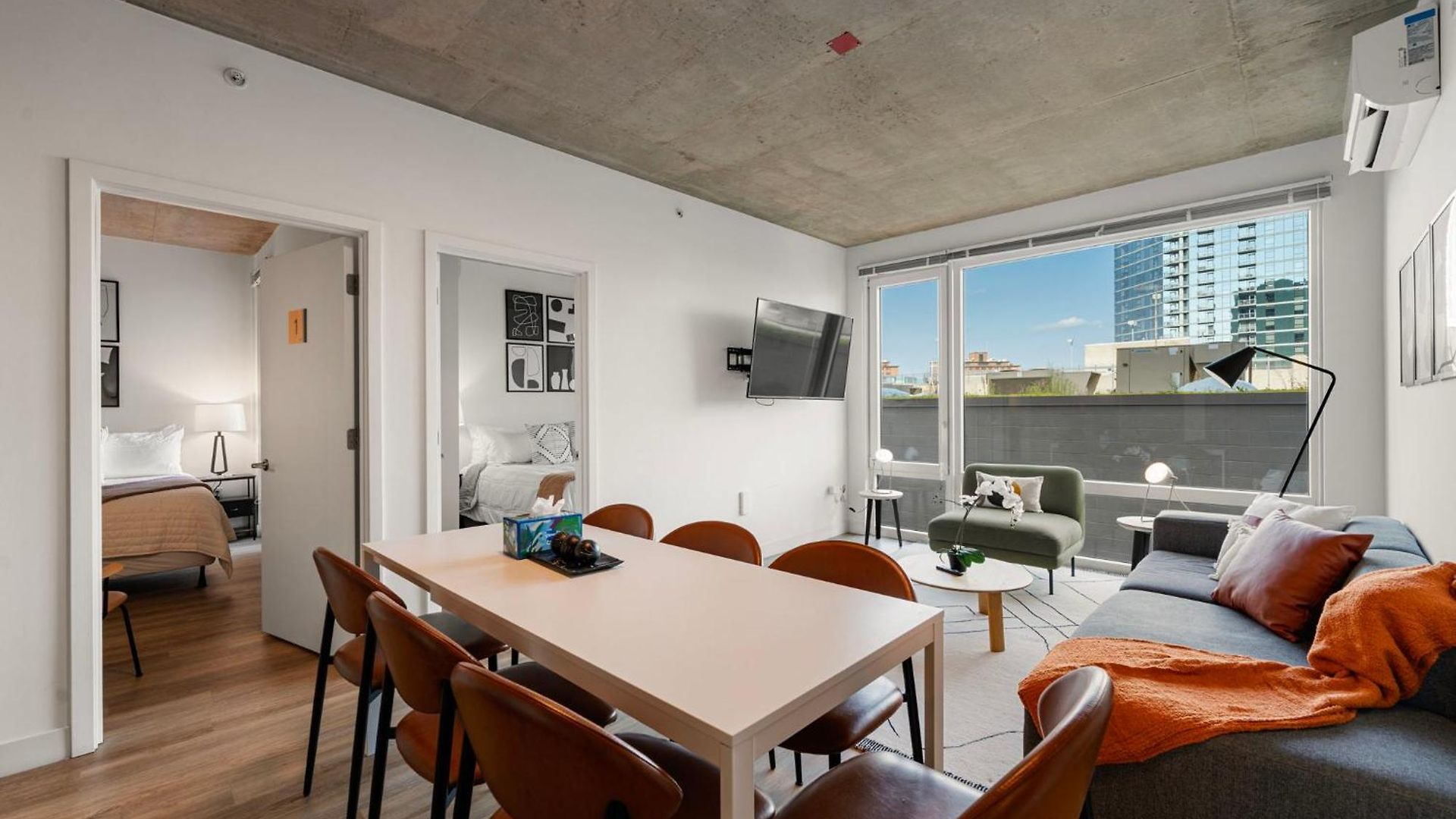 Family-sized 4br Luxury In Downtown Hotel