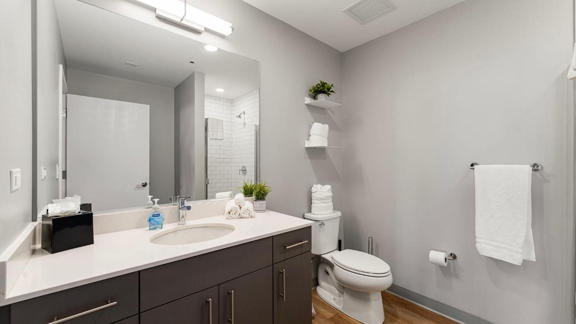 Family-sized 4br Luxury In Downtown *
