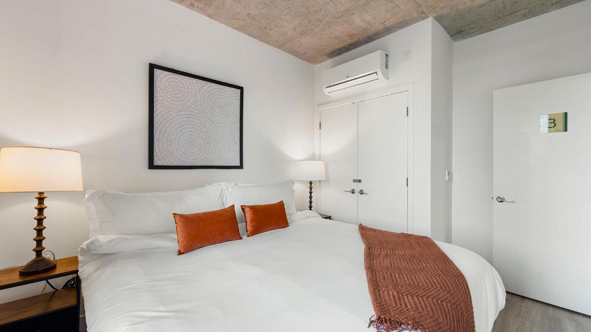 Corporate-friendly 4br Stylish & * Chicago