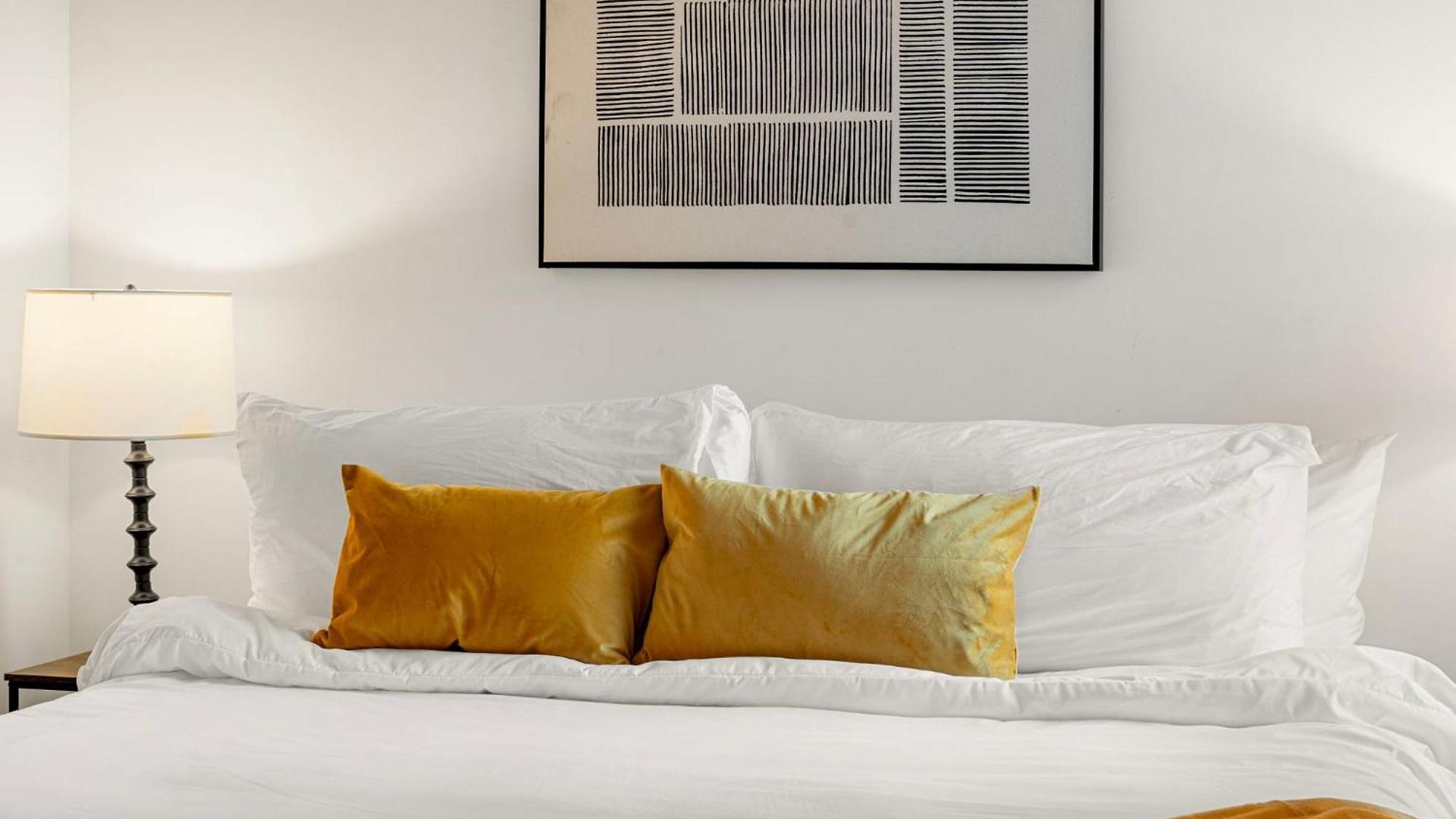 Hotel Corporate-friendly 4br Stylish &