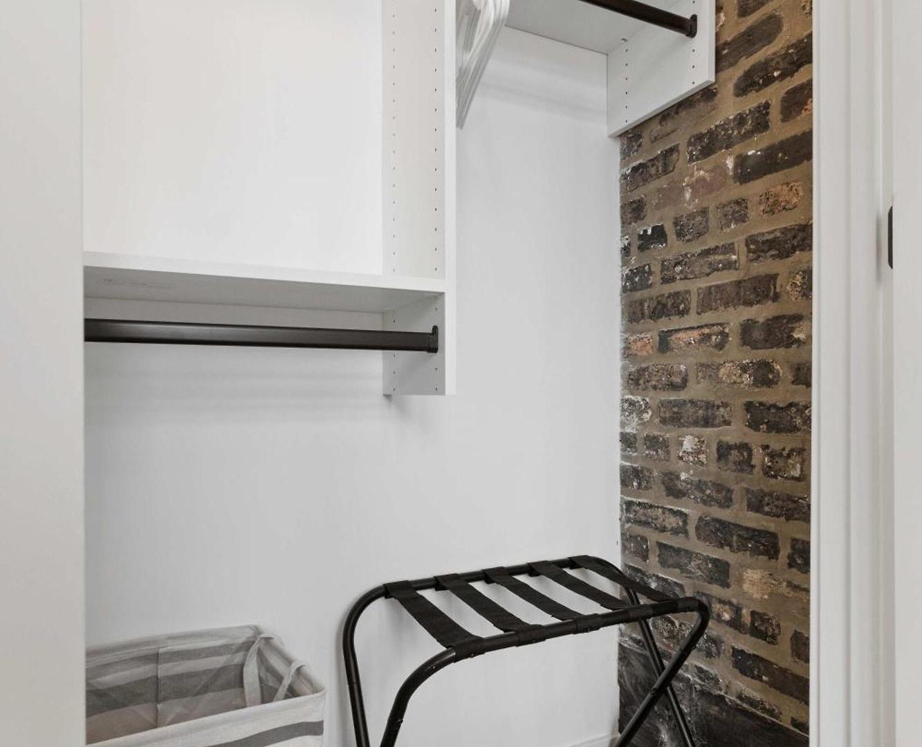 River North Private Deck With In And Out Parking * Chicago