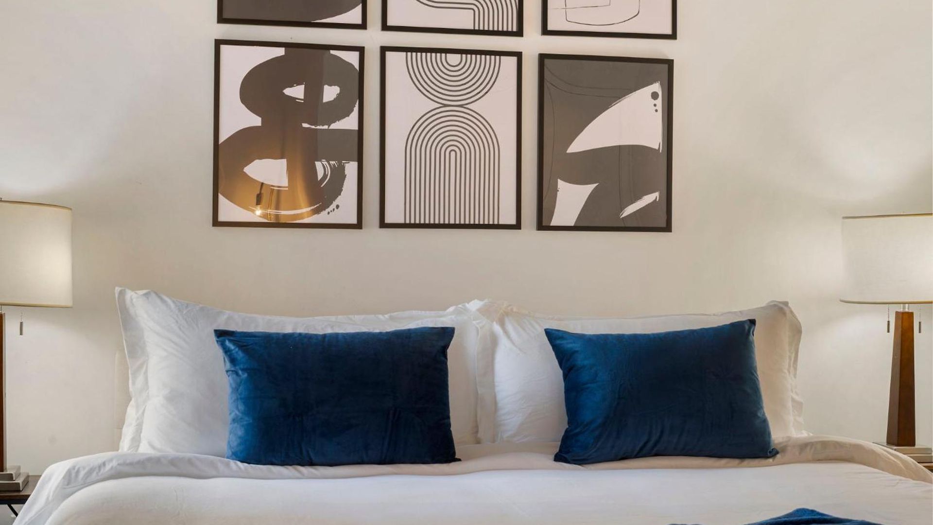 Hotel Chic 4-bedroom With Skyline Views & Amenities Chicago