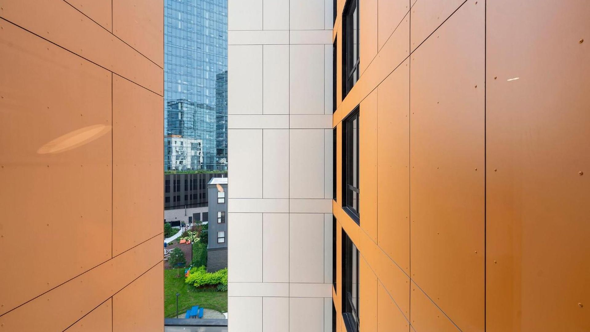 Hotel Escape Bright Sleek & Modern