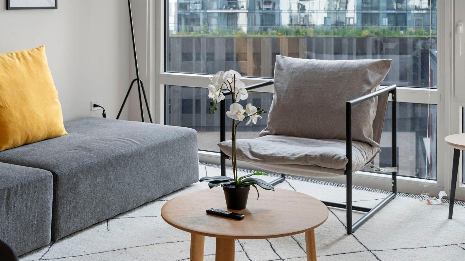 Hotel 4br Modern Gem Sleek Bright & Chicago
