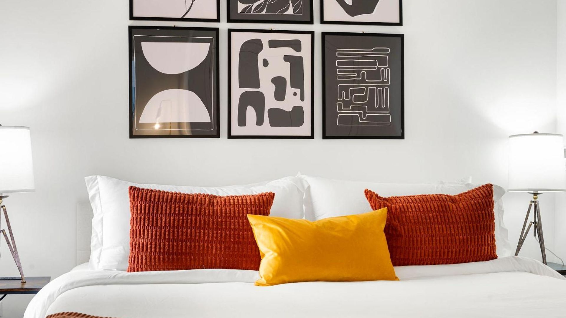 4br Modern Gem Sleek Bright & * Chicago