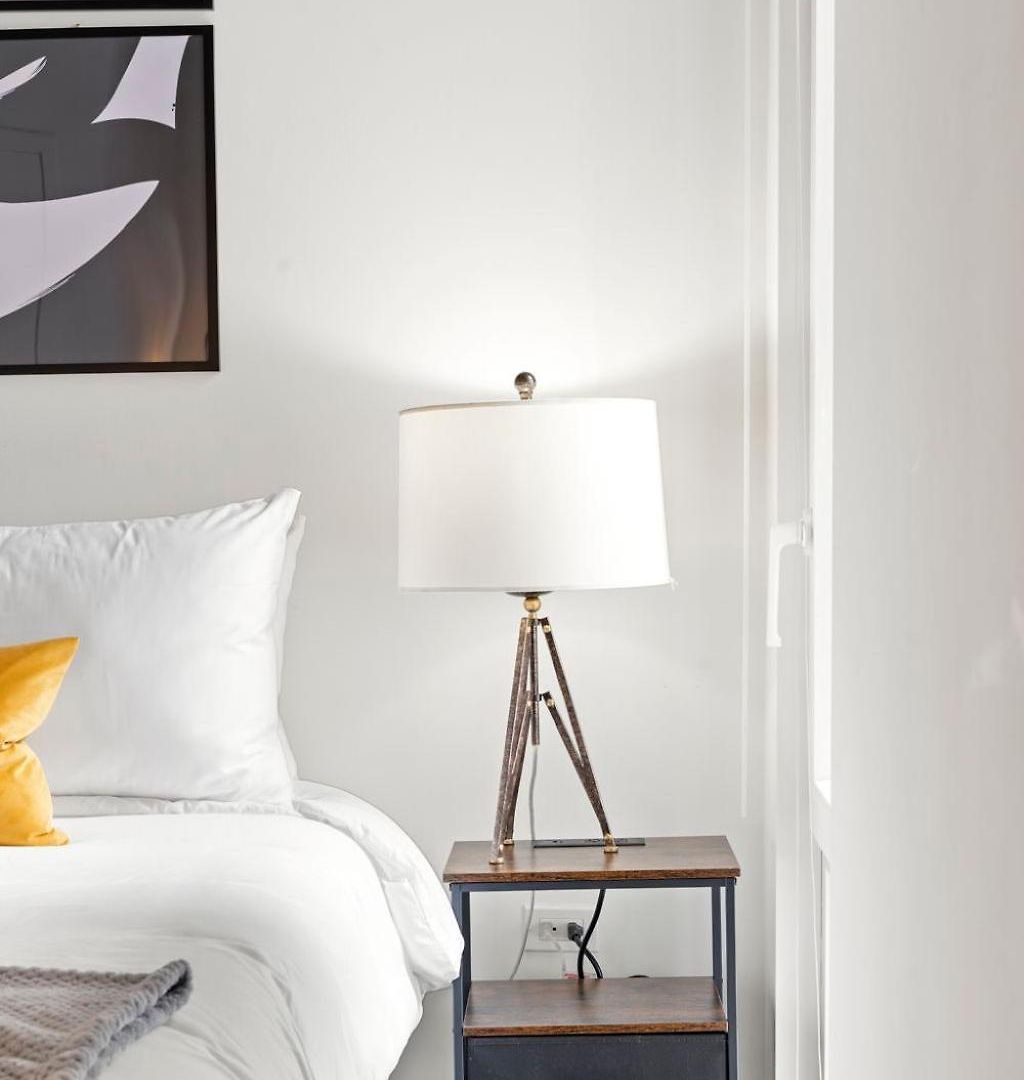 4br Modern Gem Sleek Bright &