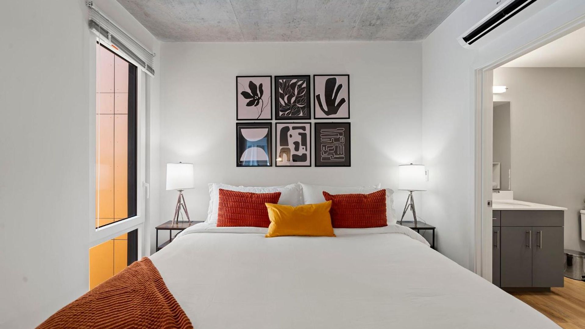 4br Modern Gem Sleek Bright & * Chicago