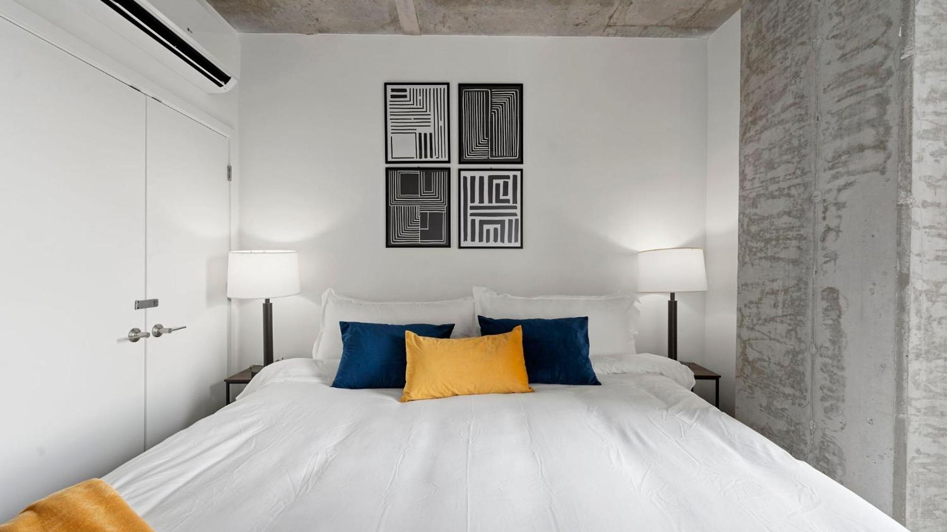 4br Modern Gem Sleek Bright &