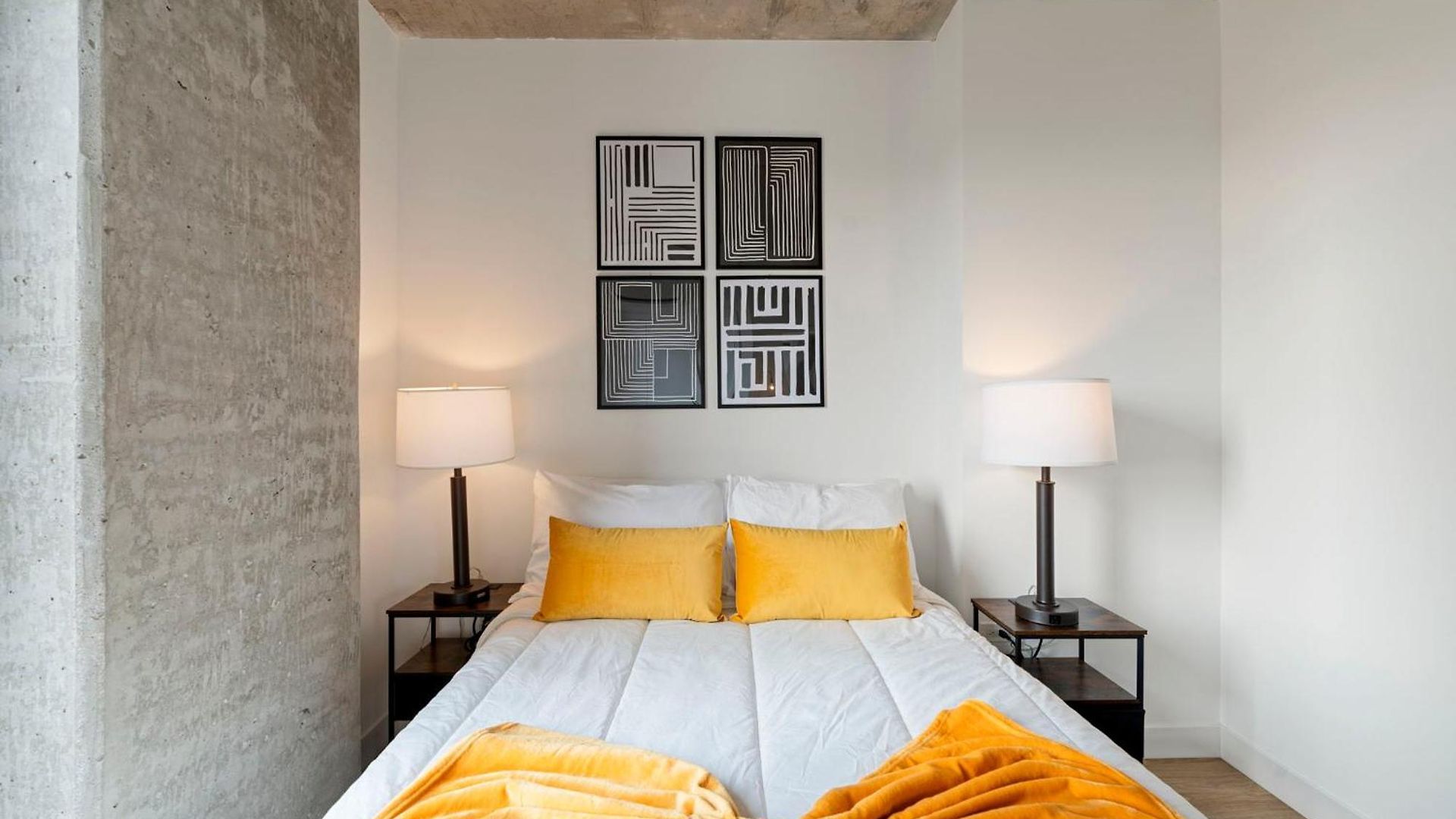 2br Escape Bright Sleek Spacious Hotel
