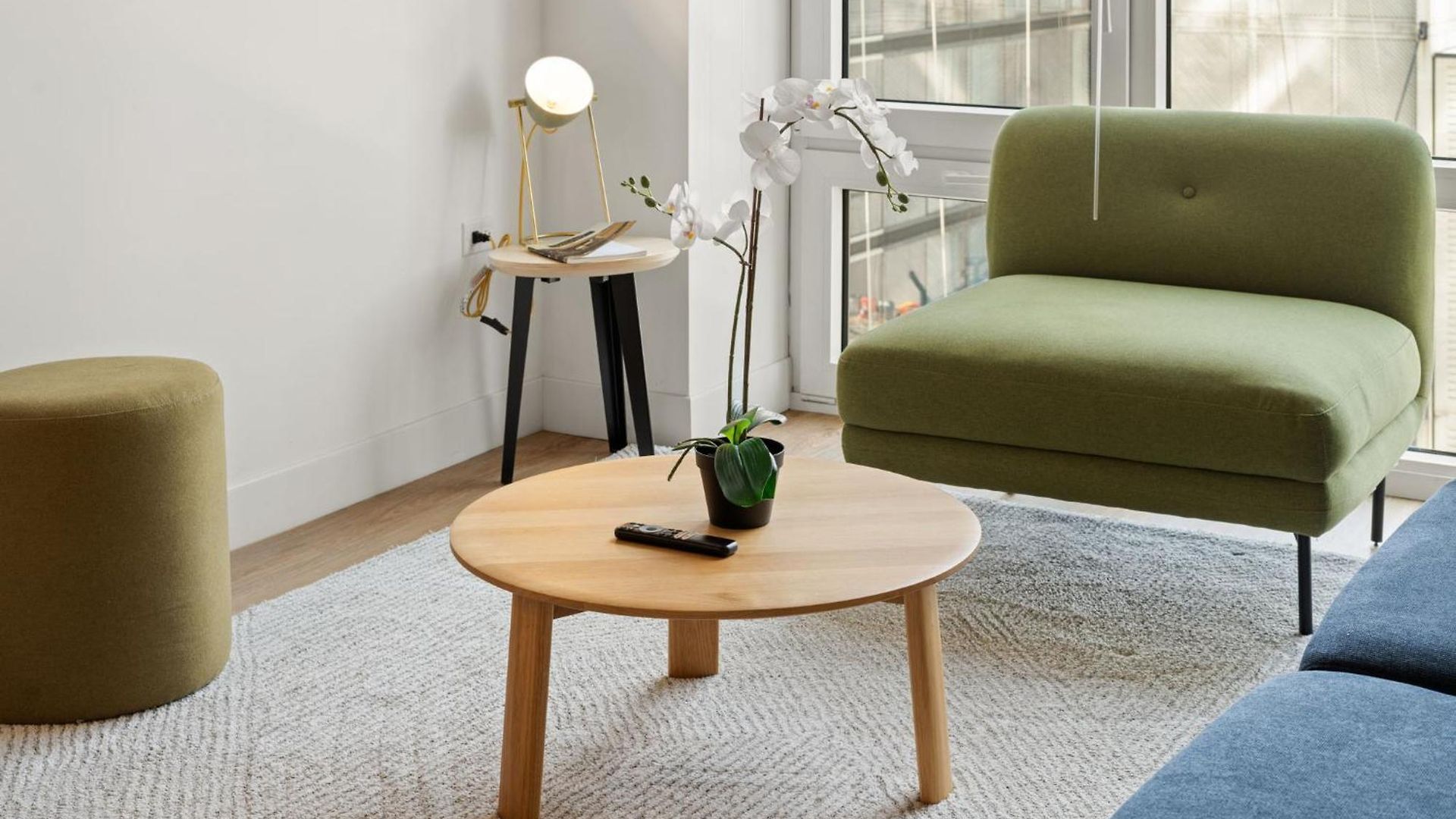 Hotel 3br Escape Bright Sleek Spacious Chicago
