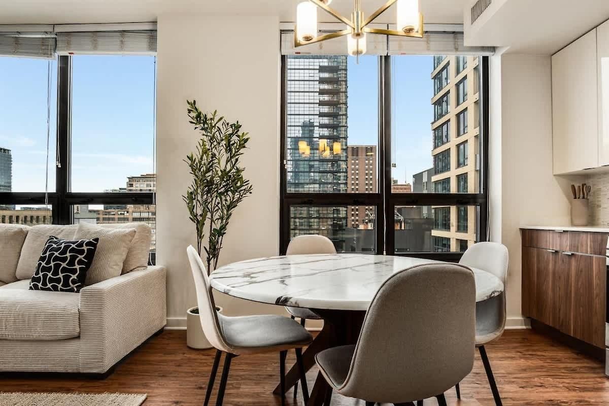 Boulevard Walk Everywhere 5 Mins To Magnificent Mile River North 05 *