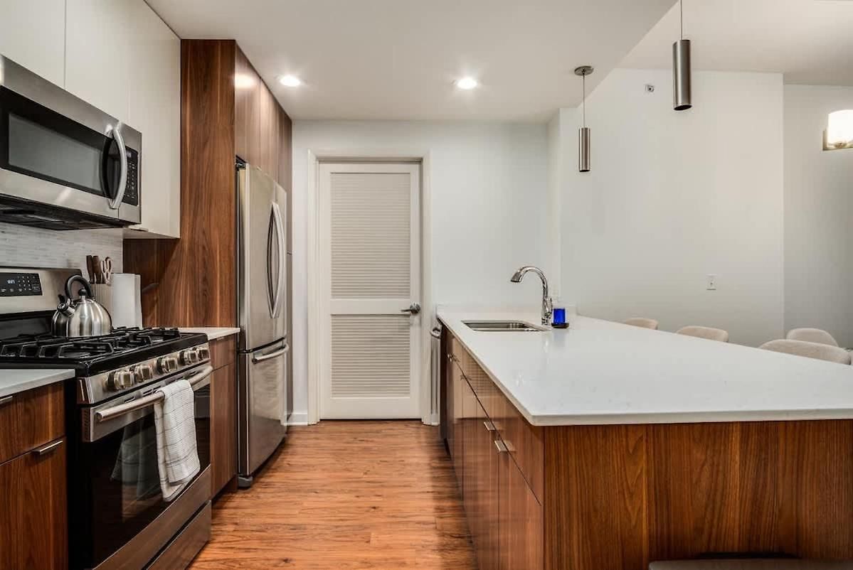 Boulevard Walk Everywhere 5 Mins To Magnificent Mile River North 01 Apartment
