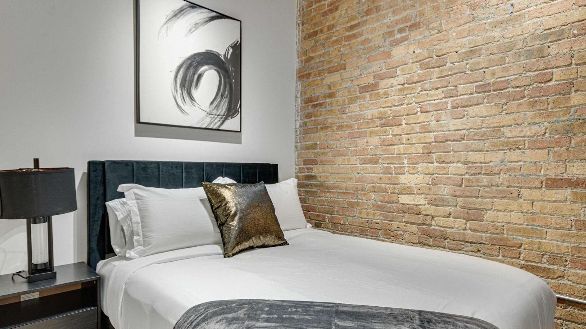River North Rooftop With In And Out Parking 5 * Chicago