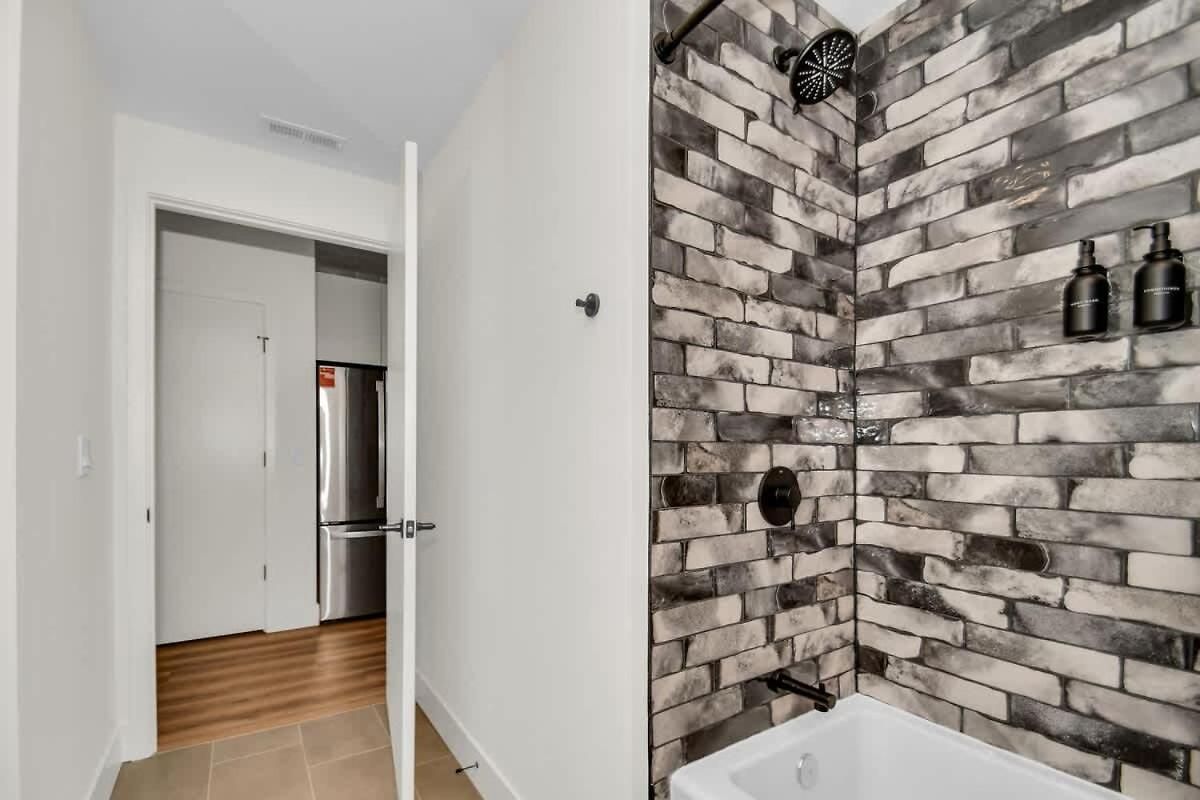 River North Rooftop With In And Out Parking 1 * Chicago