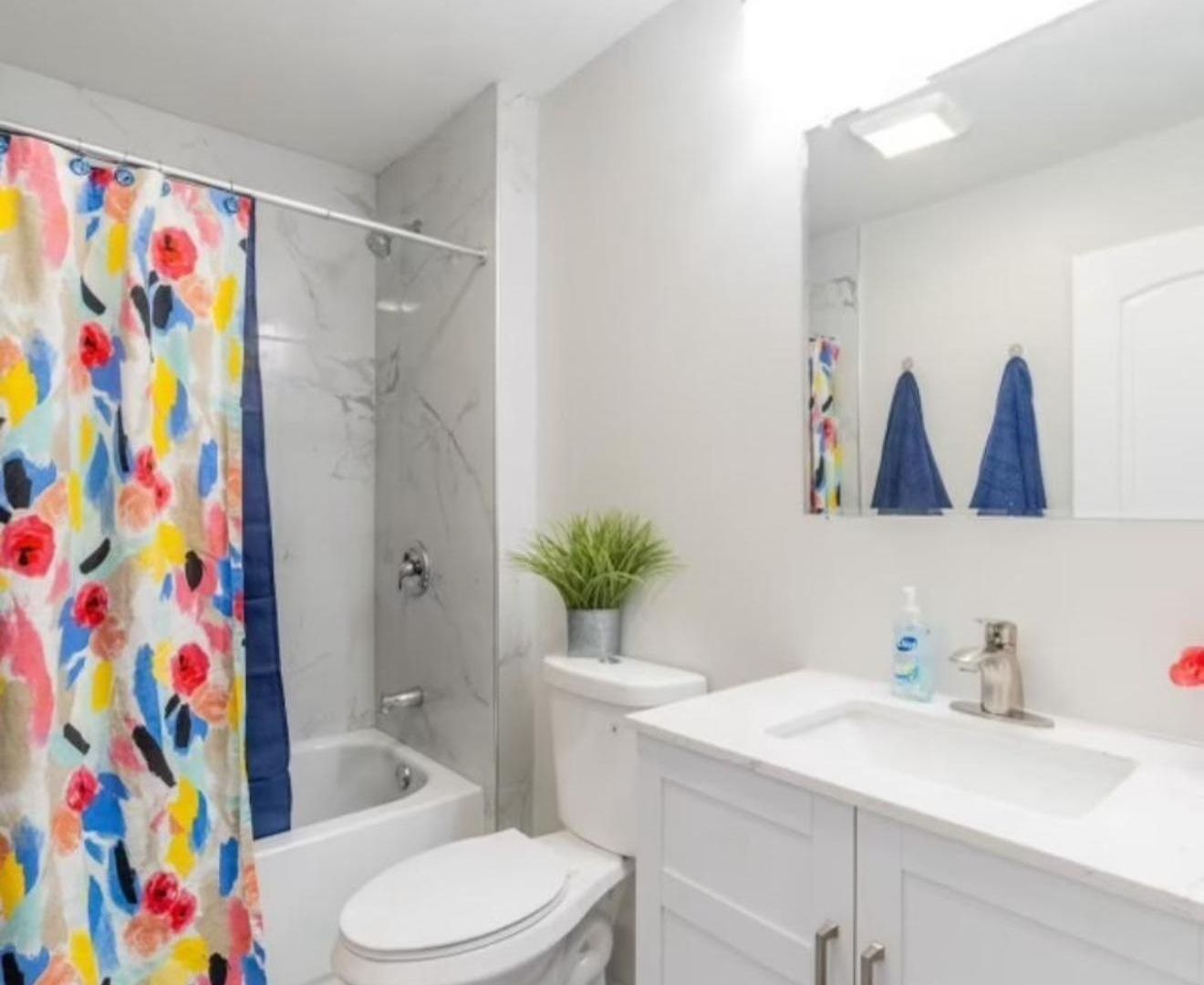 Bronzeville 42 Art & Hospitality Holiday home *