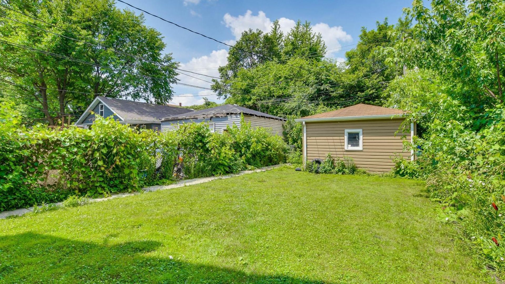 Apartment 2 Mi To Rainbow Park: South Side Charmer! *