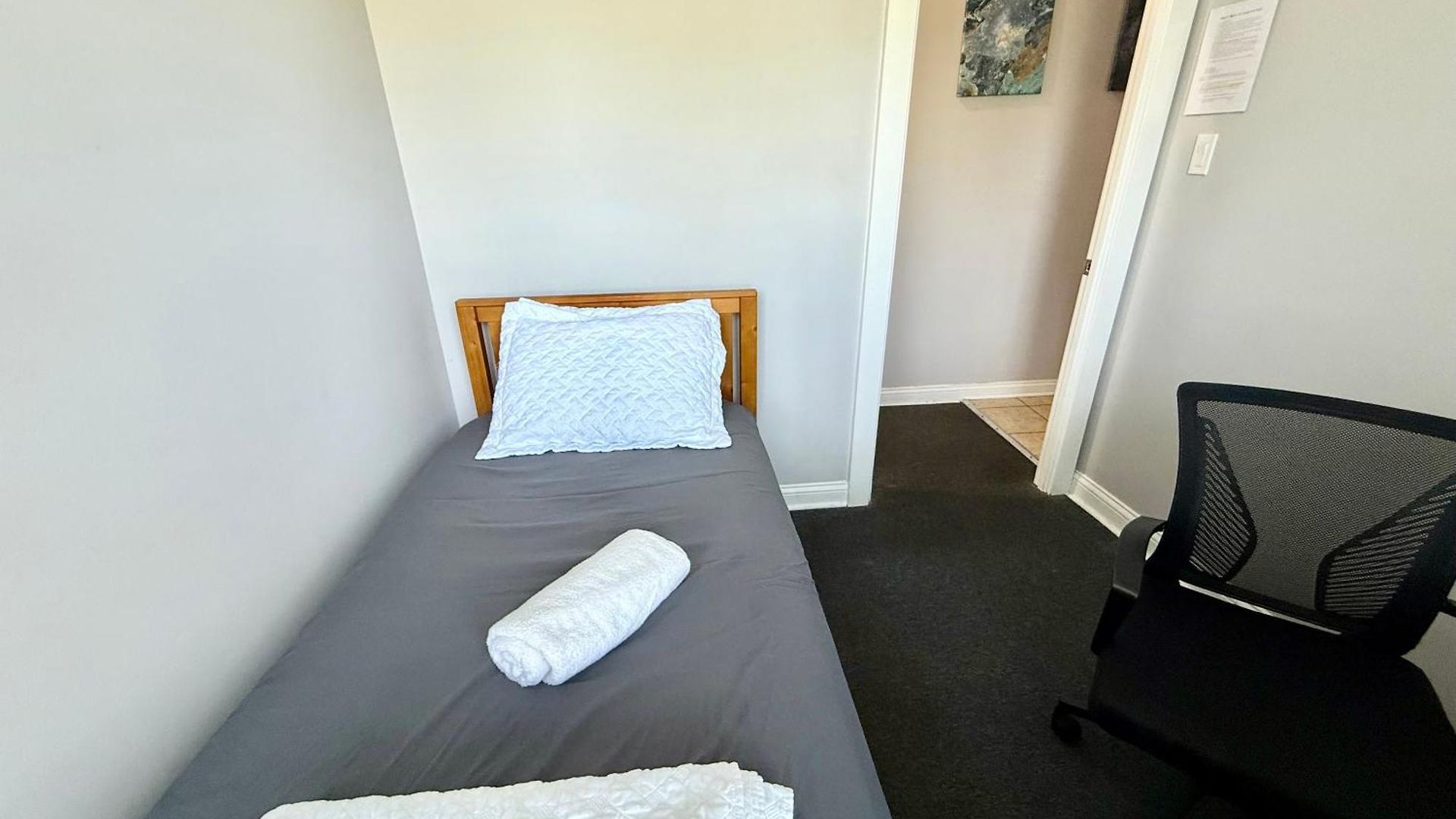 Place To - Close To Downtown! - Free Parking! Homestay Chicago