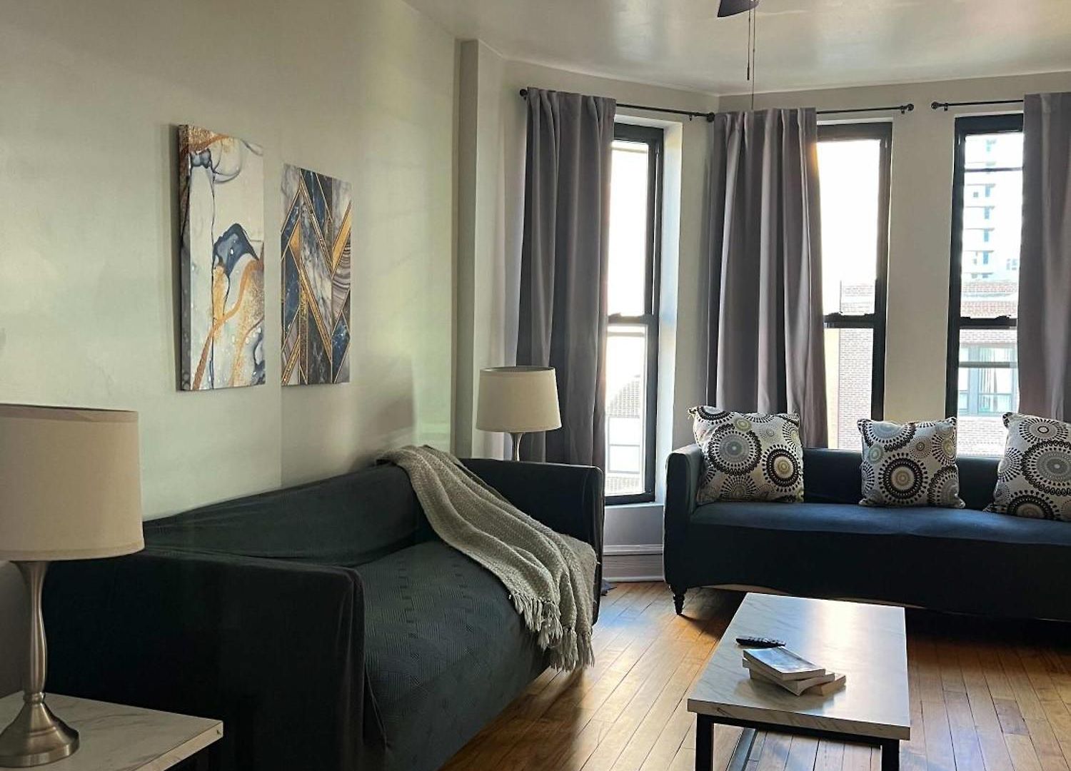 Apartment South Loop 3 Bedroom *