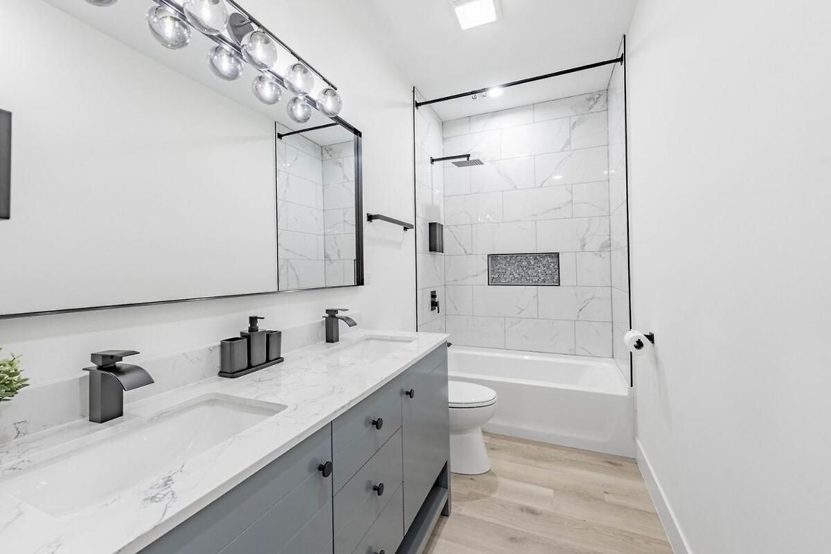 Apartment Spacious 3bdr Luxury Penthouse