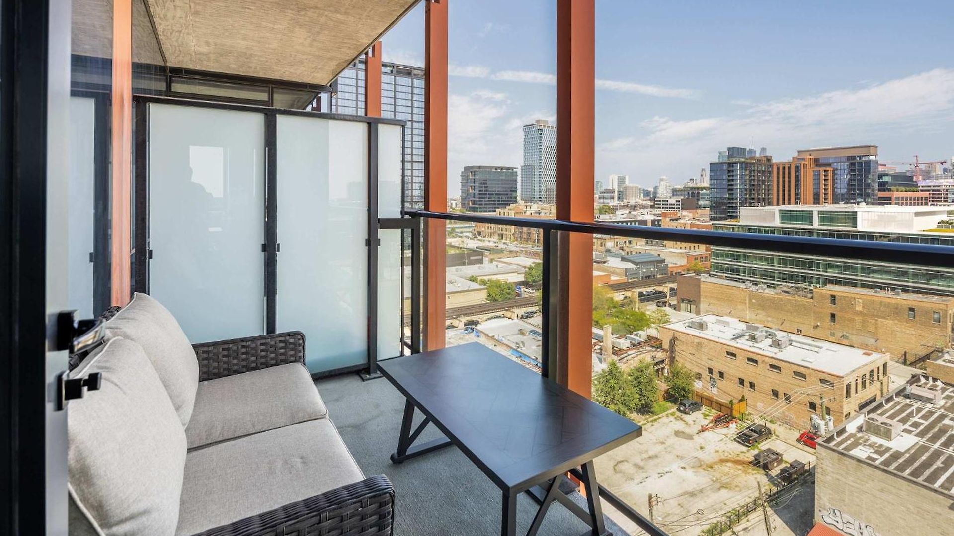 Bright & Modern 2br Perfect Escape Apartment Chicago