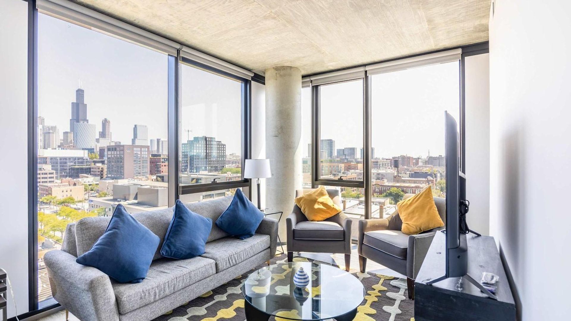 Bright & Modern 2br Perfect Escape Apartment *