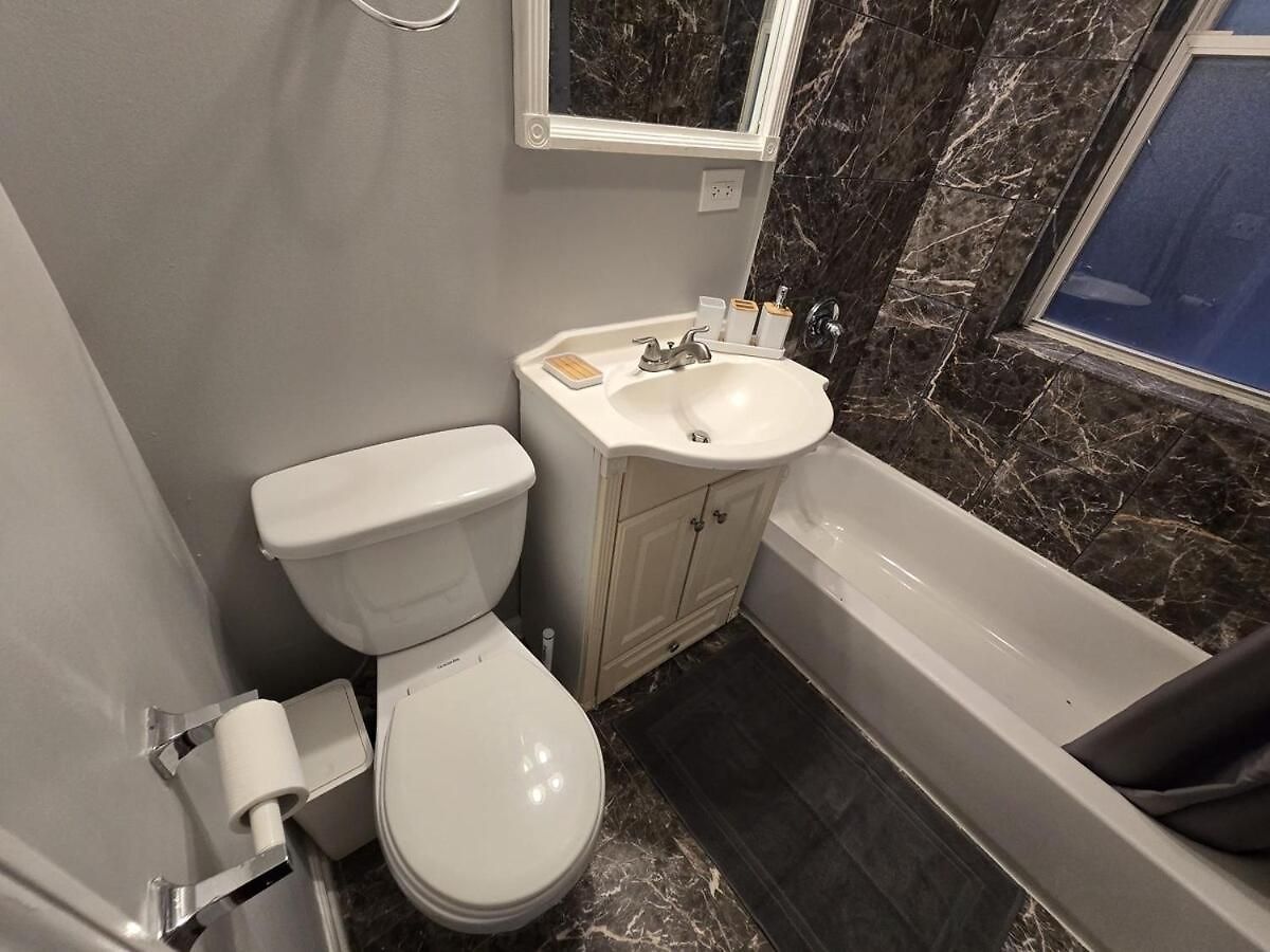 Apartment Luxe Loft Vibe With King - 4br 3ba Chicago