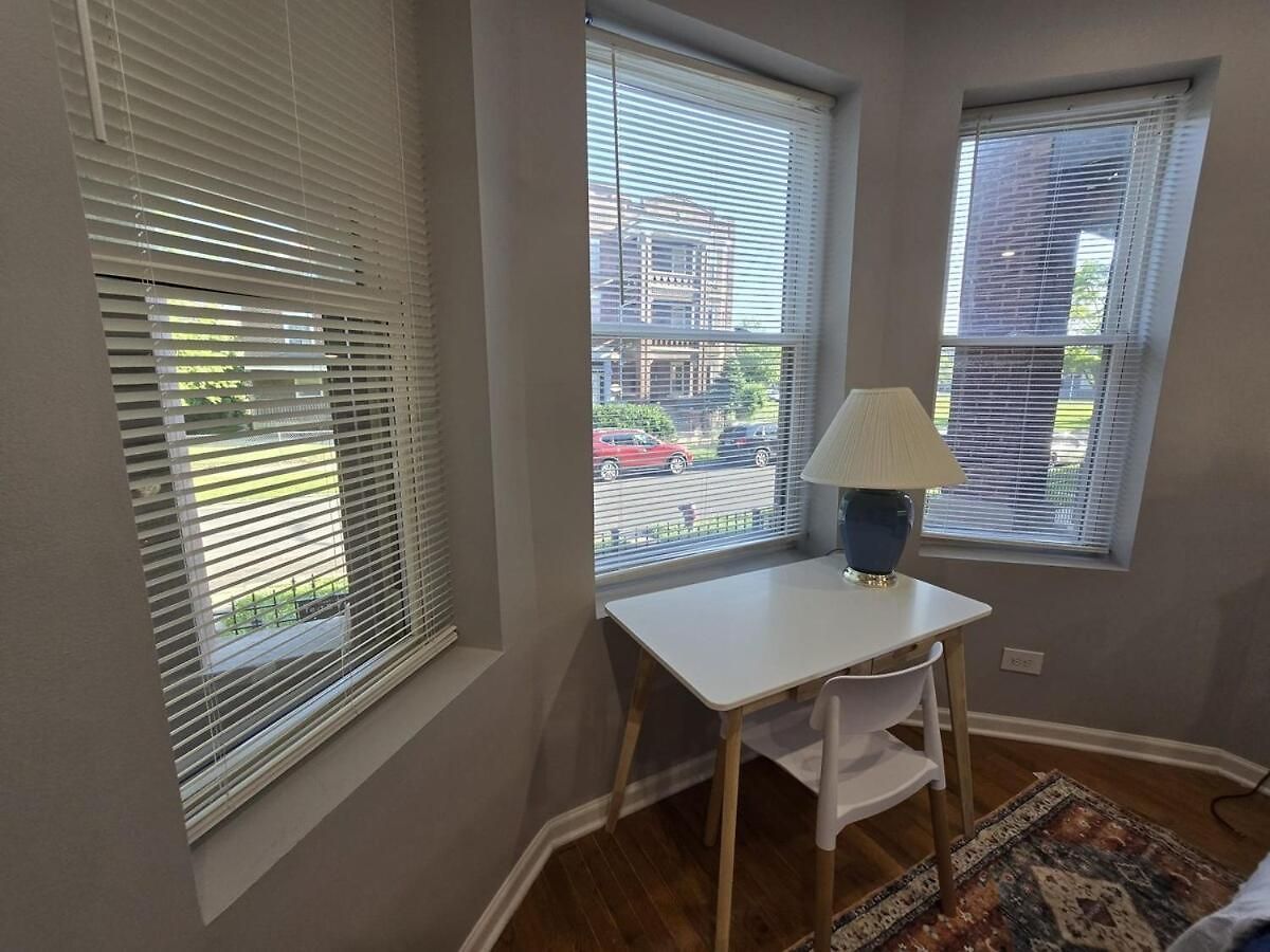 Apartment Luxe Loft Vibe With King - 4br 3ba