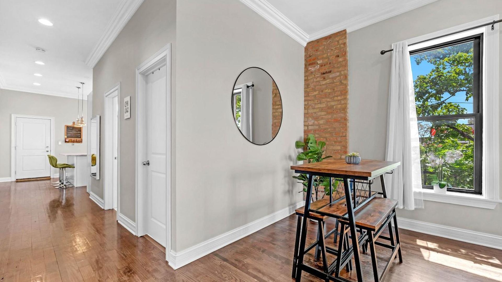 Modern, Spacious 3br Minutes To Downtown! *