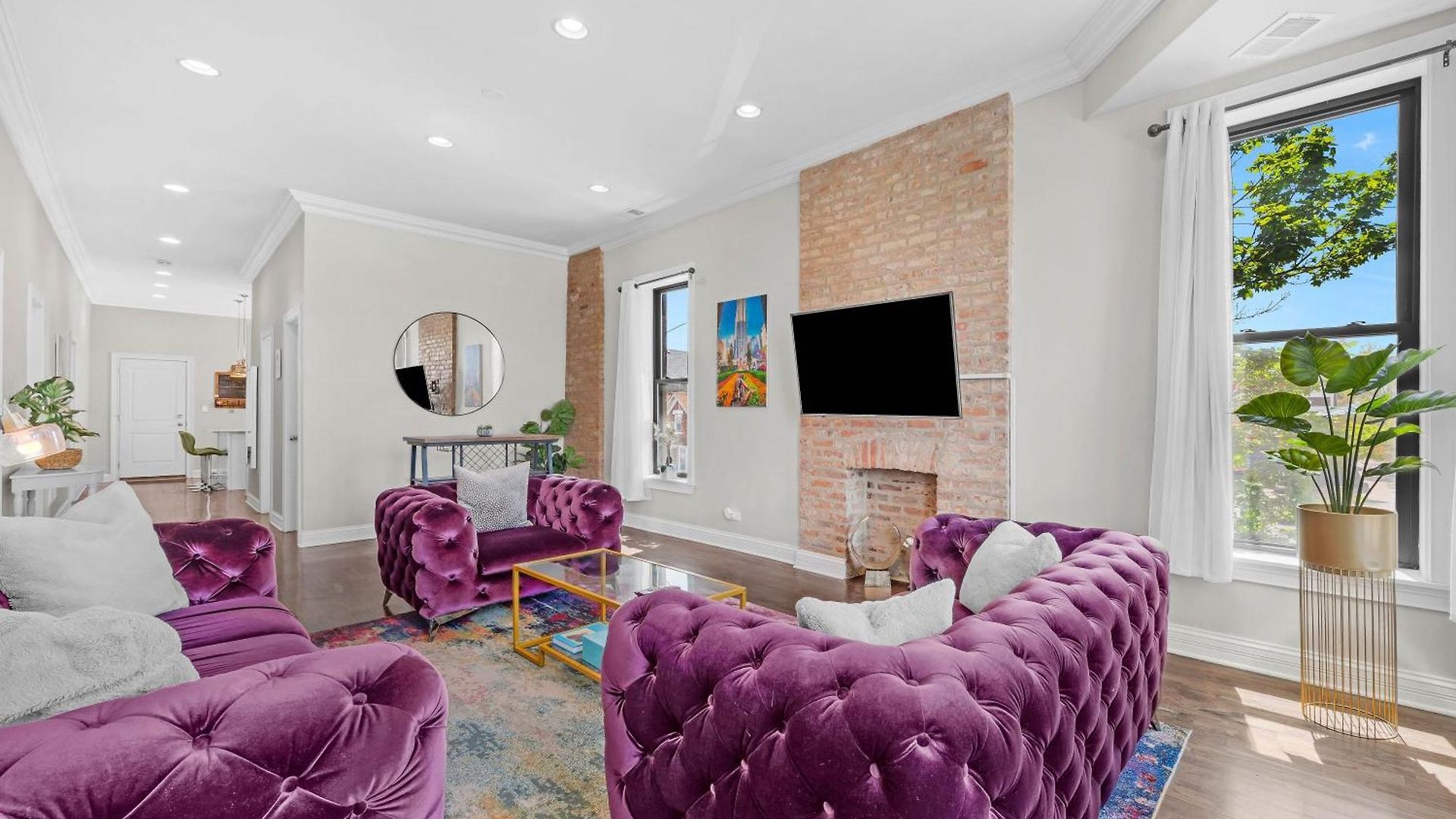Apartment Modern, Spacious 3br Minutes To Downtown! *