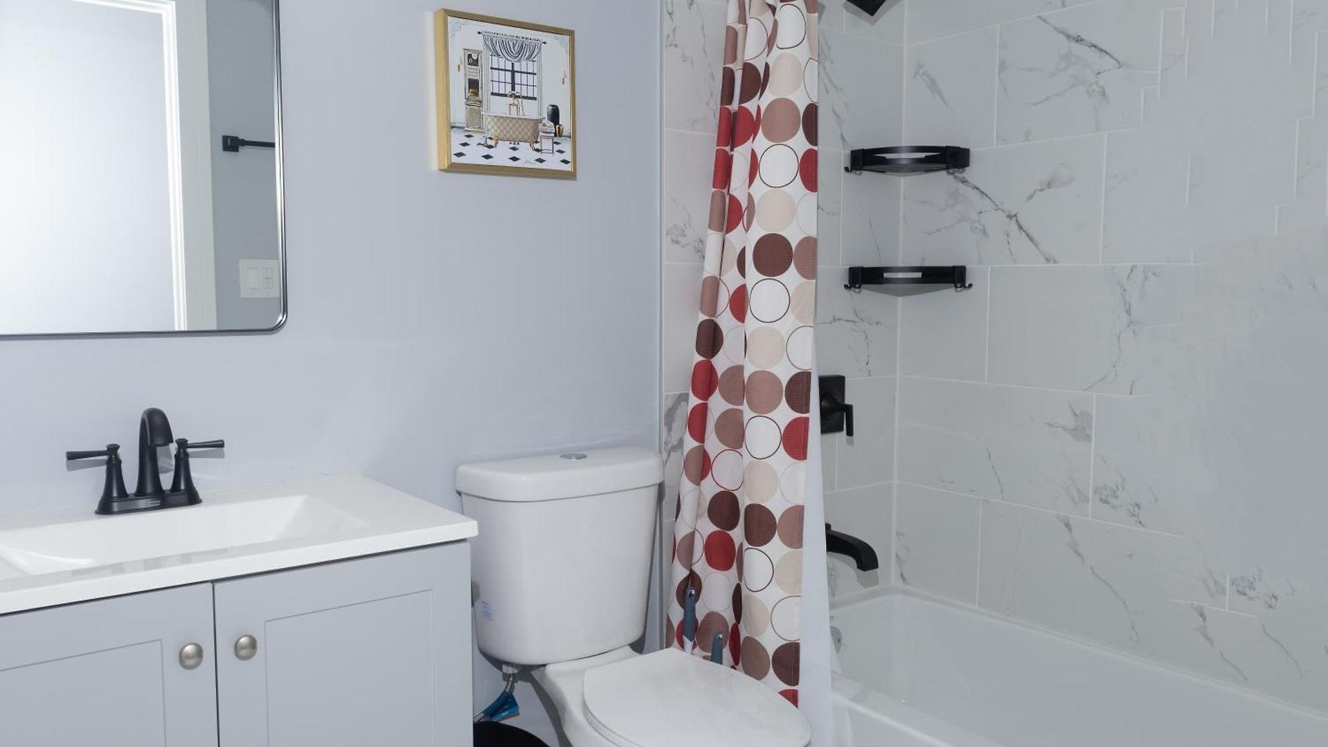 Shared, Spacious Near Uchicago And Obama Center Guest house