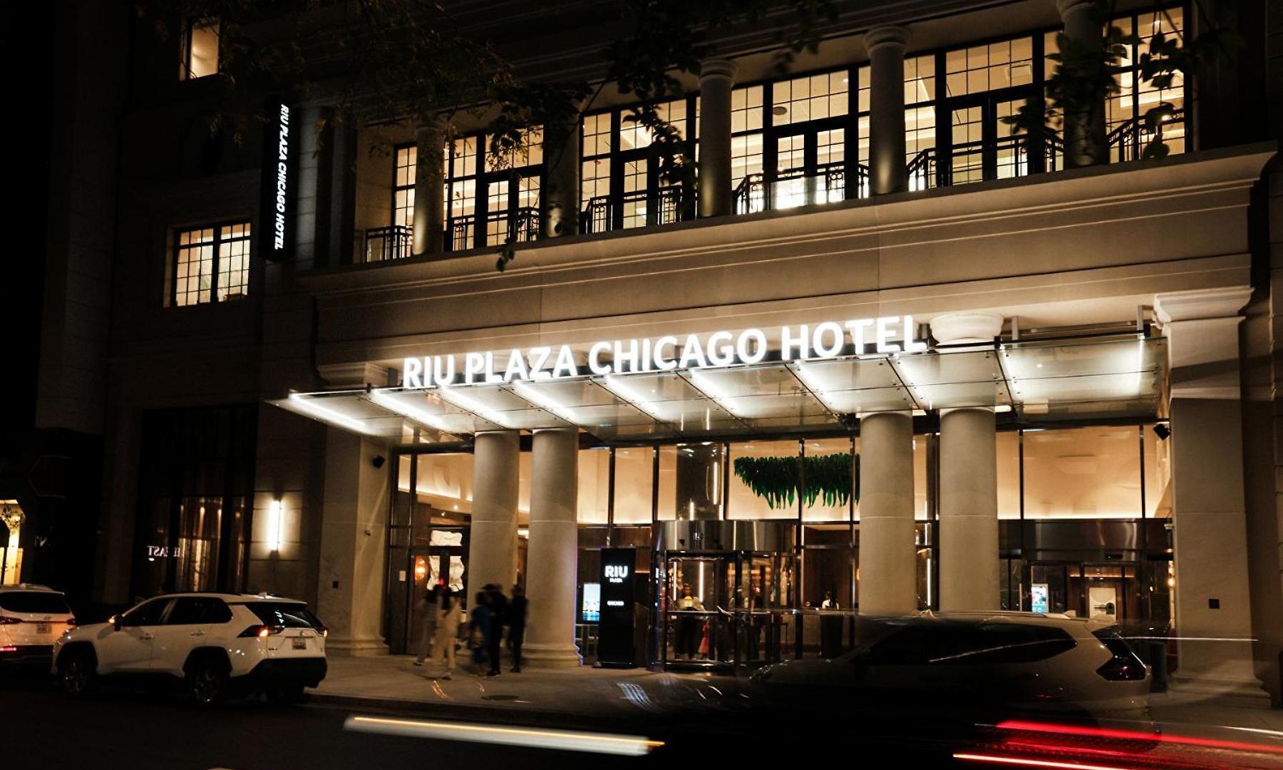 Hotel Riu Plaza